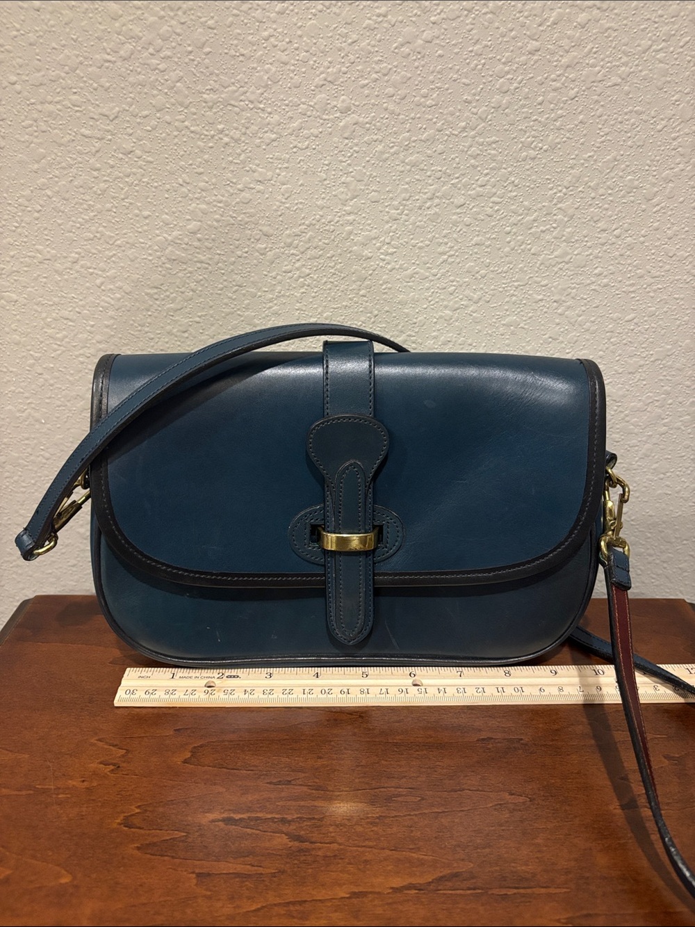 Vintage Dooney & Bourke Teal Blue-Green Leather Shoulder Bag Green Label